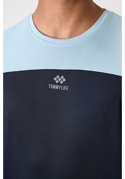 Tommy Life Lacivert Polyester Nefes Alan Dokulu İnce Esnek Standart Fit Erkek Performans T-shirt - 88386 Lacivert