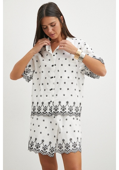 Uterpe Boxy Fit Kısa Kollu Brodeli Gömlek Beyaz