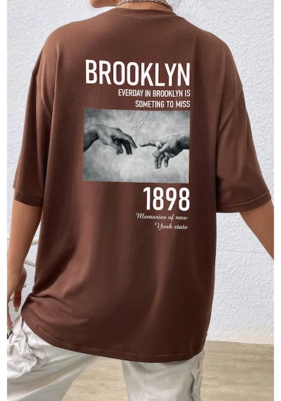 Unisex 1898 Brooklyn Baskılı T-shirt Kahverengi