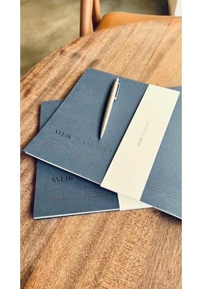 Fark Tanıtım Tarihsiz Planlayıcı, A4 Boyutunda 21cm X 29.7cm Aylık Planlayıcı Açık Gri