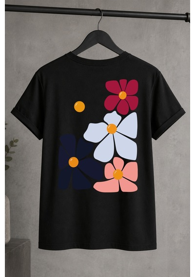Spoyi Pastel Çiçekler Tasarımlı %100 Pamuk Yarım Oversize Siyah T-shirt