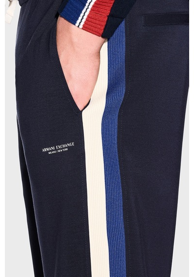 Armani Exchange Regular Fit Lastikli Paça Jogger Pantolon Erkek Pantolon Xm002893 Af19936 Ub101 Lacivert Armani Exchange Regular Fit Lastikli Paça Jogger Pantolon Erkek Pantolon Xm002893 Af19936 Ub101 Lacivert