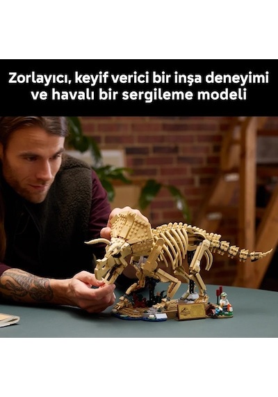 LEGO® Jurassic World Dinozor Fosilleri: Triceratops 77985 - Yetişkinler için Minifigür İçeren Model Yapım Seti (1154 Parça)