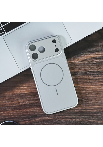 Apple Uyumlu iPhone 17 Pro Max Magsafe Özellikli Dönüşüm Kılıf Gümüş