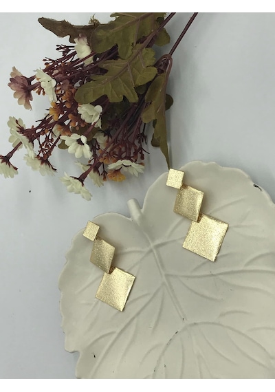 Kadın Kare Detay Sallantılı Gold Renk Bijuteri Küpe Gold