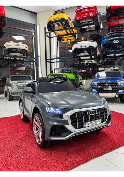 Audi Akülü Araba 12 Volt 0-5 Yaş Gri