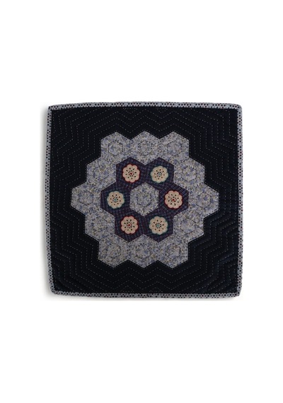 Patchwork El Yapımı Dantel Ve Kumaş Tasarım Yastık Kılıfı Siyah