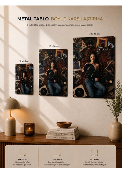 Plak Hikayeleri Kolleksiyonu Pikapların Arasında Metal Tablo Çok Renkli