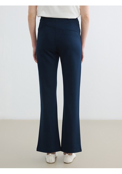Lcwaıkıkı Classic Lacivert Dar Fit İspanyol Paça Kadın Pantolon