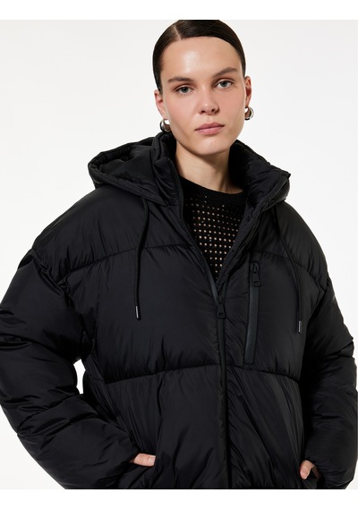 Koton Uzun Kollu Fermuarlı Kapüşonlu Anorak Oversize Şişme Mont Siyah 6wak00157ew Siyah