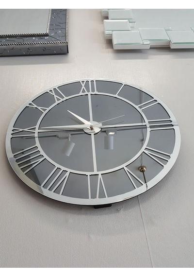 Ayna Denizi Silver Smoked Model Gümüş Füme Renk 50 CM Dekoratif Aynalı Duvar Saati Gümüş