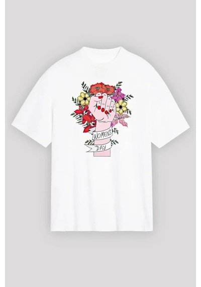 Hazego 8 Mart Dünya Kadınlar Günü Baskılı Oversize Bisiklet Yaka T-shirt - Beyaz Hazego 8 Mart Dünya Kadınlar Günü Baskılı Oversize Bisiklet Yaka T-shirt - Beyaz