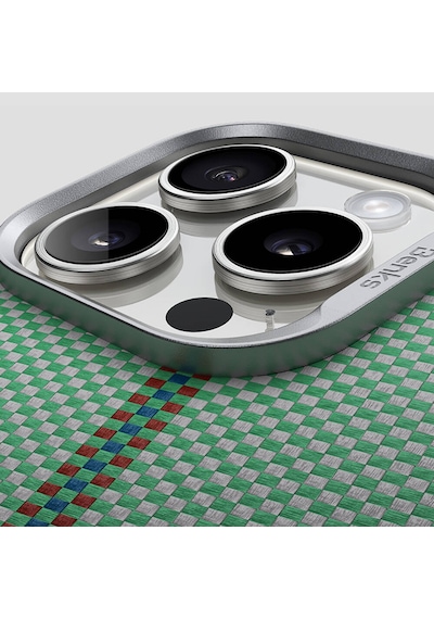 Apple Uyumlu iPhone 16 Pro Max Kılıf Magsafe Şarj Karbon Fiber Tasarım Benks Passion Green Armorair Kevlar Yeşil