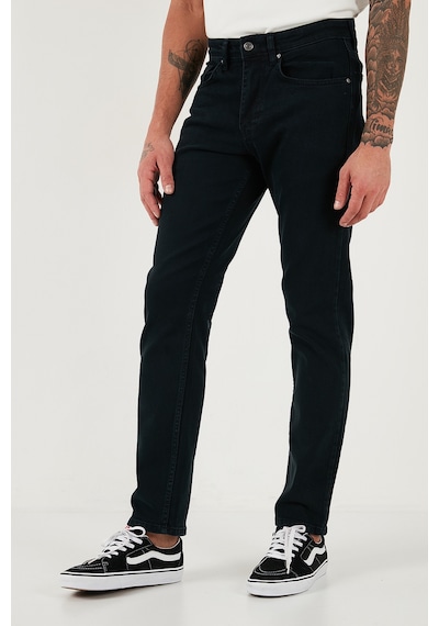 Buratti Pamuklu Comfort Fit Normal Bel Düz Paça Jeans Erkek Kot Pantolon 412C05Texas Koyu Lacivert Buratti Pamuklu Comfort Fit Normal Bel Düz Paça Jeans Erkek Kot Pantolon 412C05Texas Koyu Lacivert