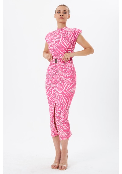 My Grs Zebra Desenli Dik Yaka Kemerli Yırtmaçlı Midi Elbise Açık Pembe