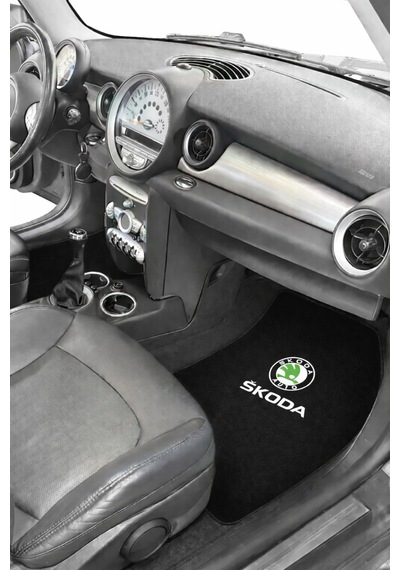 Skoda Uyumlu Nakış İşlemeli 5 Li Oto Halı Paspas Seti