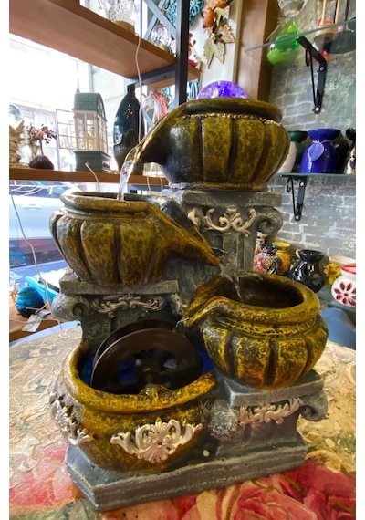 Feng Shui Su Şelalesi Akan Su Objesi Doğa Çok Renk Işık Küre Kabak