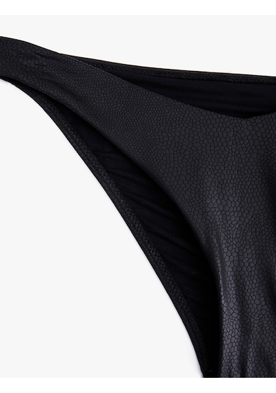 Koton Astarlı Asimetrik Kesim Bikini Altı Yılan Desenli 5sak00120mm Yılan Desenli