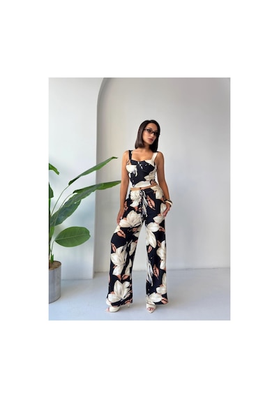 Evoa Kadın Magnolia Desenli Crop Ve Pantolon Takım Siyah Siyah
