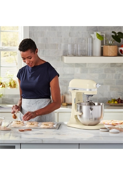 Kitchenaid Artisan 5KSM70SHX 6.6 L Kaldırılabilir Kaseli Stand Mikser