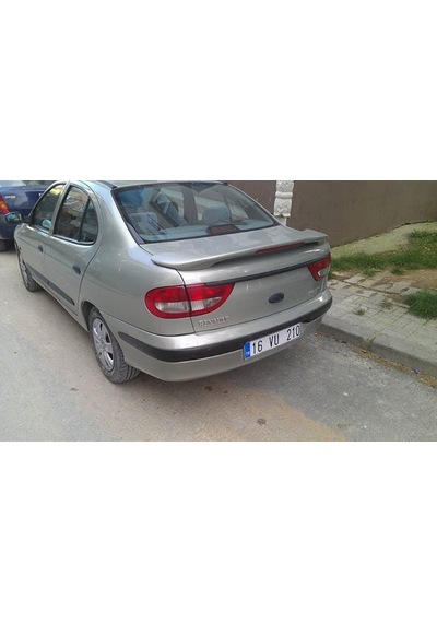 Renault Megane 1 Işikli Spoiler - Mat Siyah STR-1068