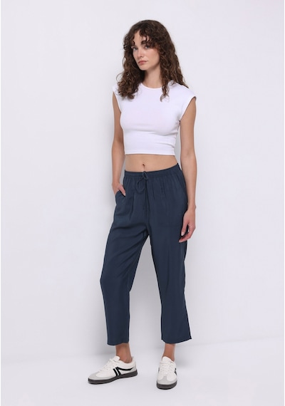 Colin's Colins Regular Fit Yüksel Bel Düz Paça Kadın Lacivert Pantolon Cl1074663 Q1.v1 Nav Lacivert Colin's Colins Regular Fit Yüksel Bel Düz Paça Kadın Lacivert Pantolon Cl1074663 Q1.v1 Nav Lacivert