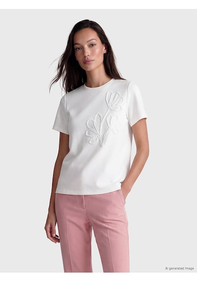 Lcw Everyday Beyaz Aplike İşlemeli Soft Touch Kadın Tişört