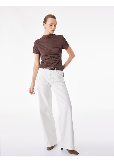 Koton Modal Karışımlı Slim Fit Drape Detaylı Dik Yaka Kısa Kollu Tişört Kahverengi 6sak70014ek Kahve Koton Modal Karışımlı Slim Fit Drape Detaylı Dik Yaka Kısa Kollu Tişört Kahverengi 6sak70014ek Kahve