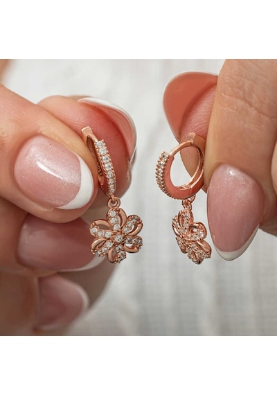 Gümüş Sallantılı Rose Çiçek Kadın Küpe
