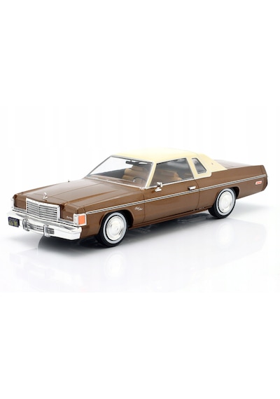 1:24 Ölçek Whitebox 1977 Dodge Royal Monaco Coupe Diecast Metal Minyatür Model Araba 15cm