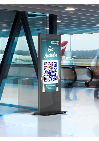 C01 43" Digital Signage Totem + Tcl Tm43n Signage Monitör