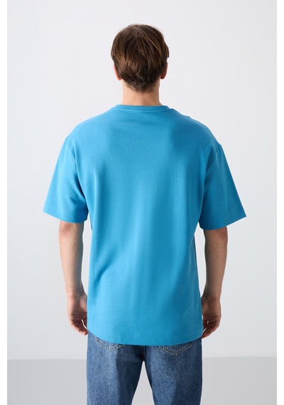 Tommy Life Petrol Mavi Pamuklu Kalın Yumuşak Dokulu Oversize Fit Baskılı Erkek T-shirt - 88326 Petrol Mavi Tommy Life Petrol Mavi Pamuklu Kalın Yumuşak Dokulu Oversize Fit Baskılı Erkek T-shirt - 88326 Petrol Mavi