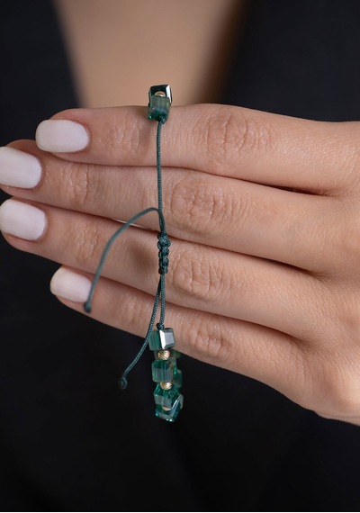 14 Ayar Altın Mint Yeşili Taşlı Dorika İpli Bileklik 5 Mm Sarı Altın