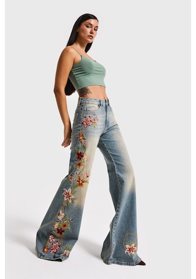it's basic Kadın T.kot Rengi 4s6-32 Flare Fit Elastan Kumaş Özel Nakış Detaylı Tasarım Denim Jean