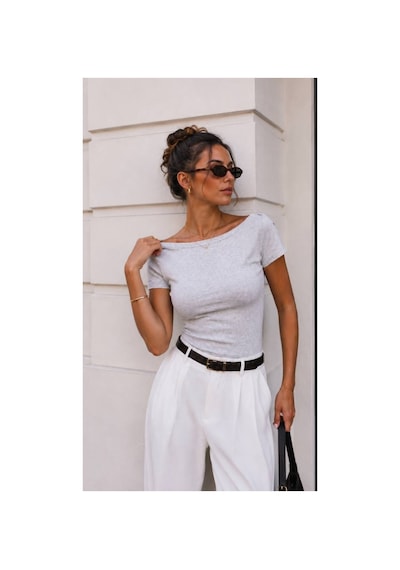 Trendol Fashion Life Kayık Yaka Omuzları Binmeli Bluz Pudra Pudra
