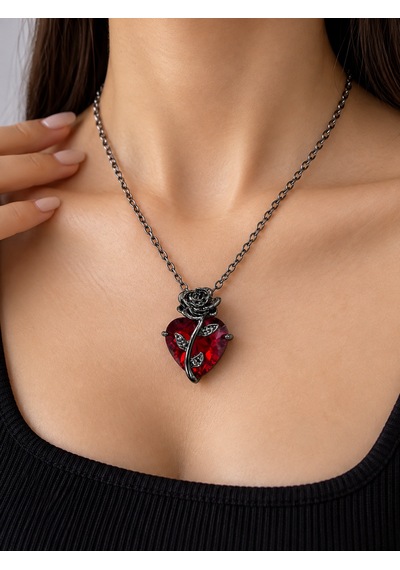 Gül Detaylı Kalp Figürlü Kırmızı Kolye Romantik Tasarım Kadın Aksesuar Çok renkli