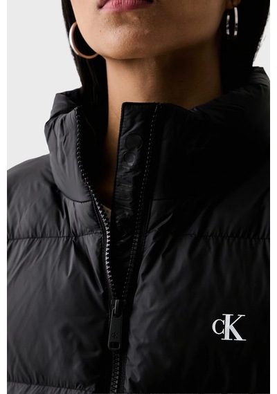 Calvin Klein Kapitoneli Su İtici Dik Yaka Şişme Mont Lv047h503gub1 Kadın Mont Lv047h503g Ub1 Siyah