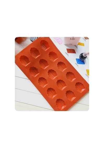 Siliko World Madlen Çikolata Kek Kurabiye Kalıbı Silikon Kalıp 4x3cm, Kahverengi