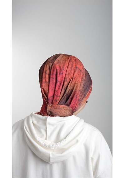 Hürrem Bone Kırmızı Pratik Hazır Geçmeli Tesettür Bone Sandy Kumaş Batik Dese Kırmızı Hürrem Bone Kırmızı Pratik Hazır Geçmeli Tesettür Bone Sandy Kumaş Batik Dese Kırmızı