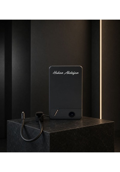 Kişiye Özel İsim Baskılı 10.000 Mah Magsafe Ve Wıreless Standlı Powerbank Siyah