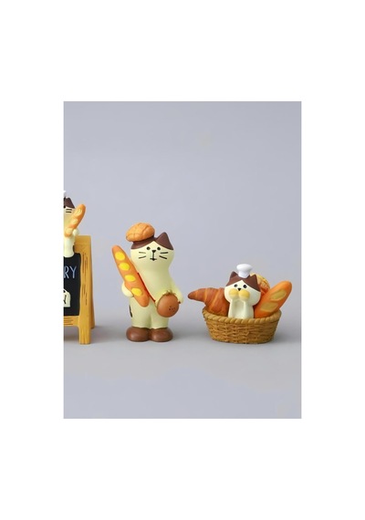 Ekmek Sepetindeki Kedi Mini Figür