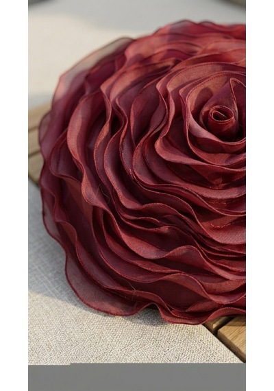 Rose Burgundy Yastık Çok Renkli