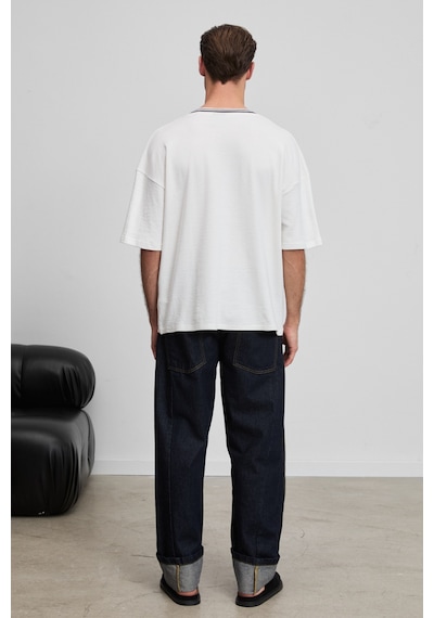 Grimelange Cadız Erkek %100 Organik Pamuklu Kontrast V Yakalı Nakış Detaylı Beyaz T-shirt