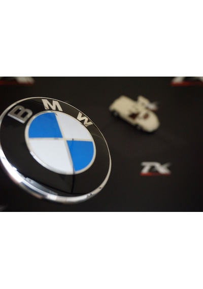 Bmw Ön Kaput Yeni Nesil F10 2010 2015 Logo 82Mm