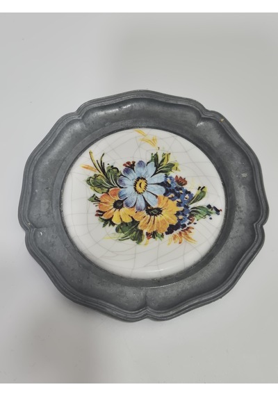 Vintage Zınn Çerçeveli Dekoratif Çiçek Temalı Duvar Tabağı 10cm 005