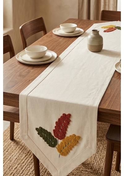 Autumn Leaf Punch Nakışlı Runner 40x130 Cm Pamuk Panama Keten Bej