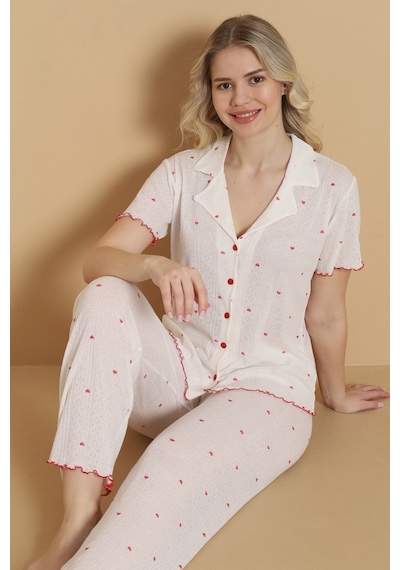 Wordex Mirano 1712 Minik Kalp Desenli Pointel İnce Kumaş Düğmeli Kısa Kollu Kadın Pijama Takımı Ekru Wordex Mirano 1712 Minik Kalp Desenli Pointel İnce Kumaş Düğmeli Kısa Kollu Kadın Pijama Takımı Ekru