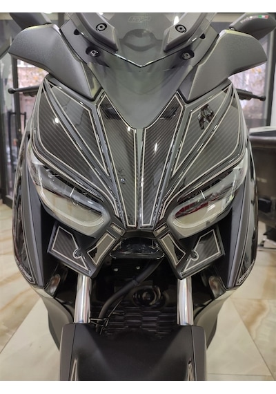 Yamaha Xmax 2018-2021 Karbon Desen Ön Far Üstü Pad