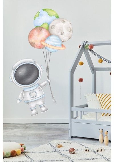 Sevimli Astronot Ve Balonlar Temalı Çocuk Ve Bebek Odası Dekoratif Duvar Sticker Seti