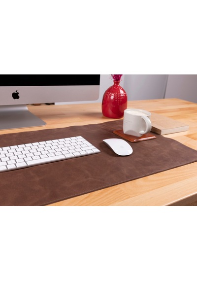 Still & Silent Saddle Brown Gerçek Deri Desk Mat Apple Uyumlu MacBook Altlığı